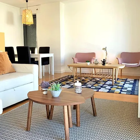 Mm2 Dowtown Baixa-rossio With Castle View And Free Parking Lissabon