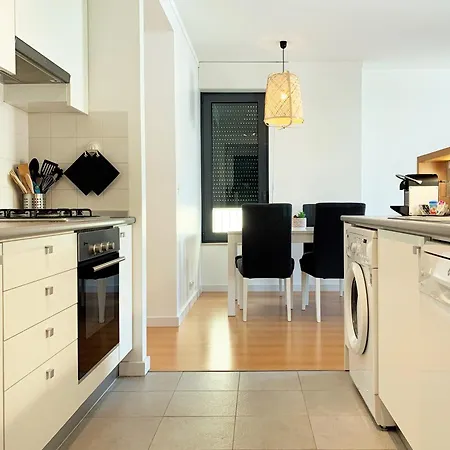 Mm2 Dowtown Baixa-rossio With Castle View And Free Parking Apartment