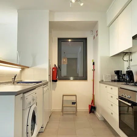 Mm2 Dowtown Baixa-rossio With Castle View And Free Parking Лиссабон